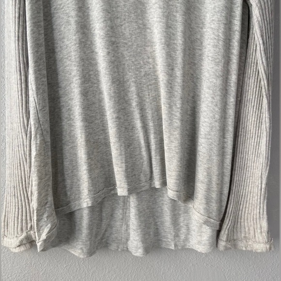 Bordeaux | Women's Light Gray Long Sleeve Tunic Cowl Neck Top Size S - Picture 2 of 7
